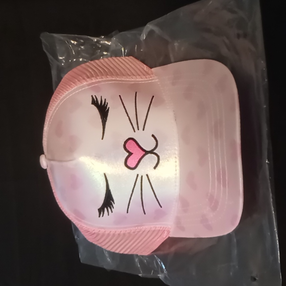 Miss Gwen's OMG adorable girls kitty cap new with tags